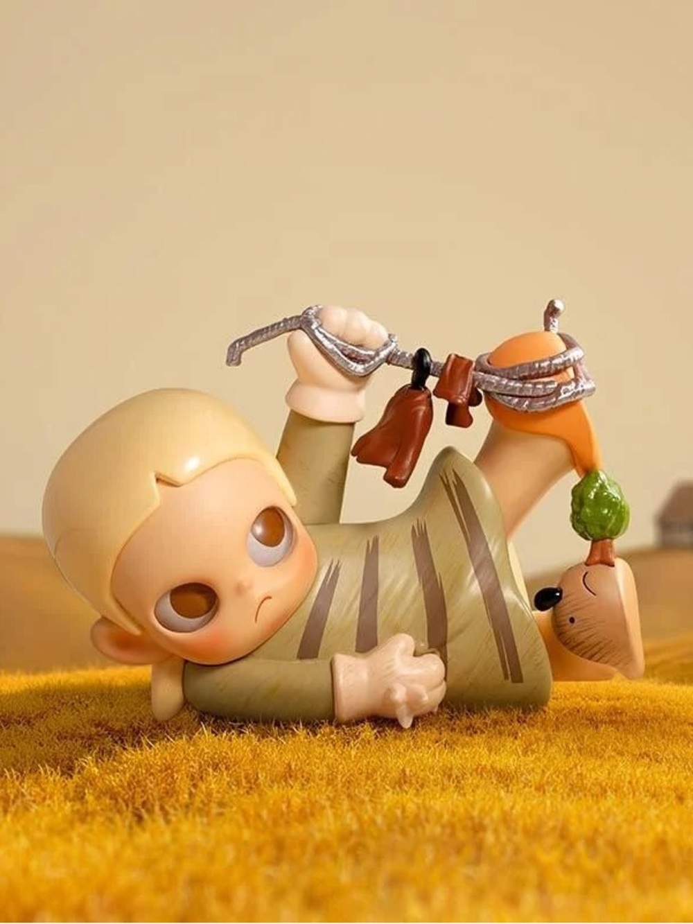 Pop Mart Zsiga Take It‎ Slow Confirmed Drying Clothes Vinyl Figure